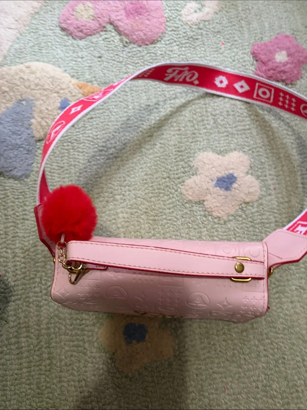 FAO Schwarz Pink Kids Purse with Play Makeup Set